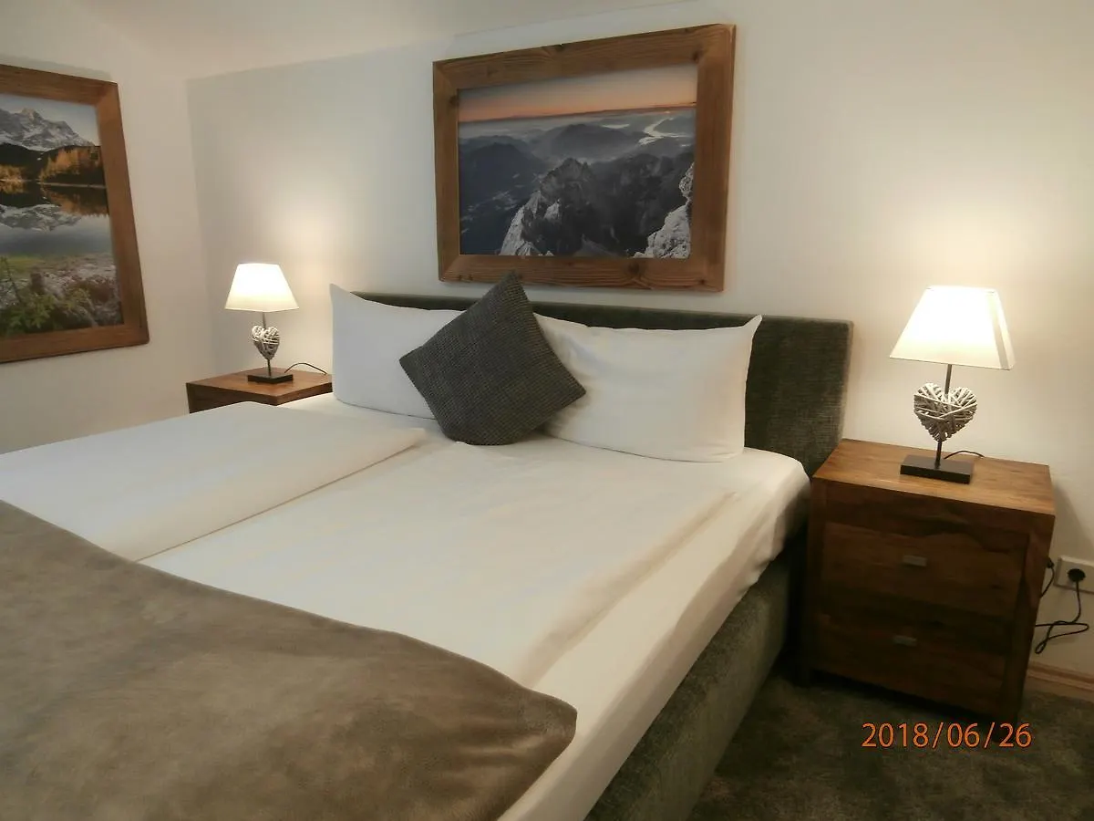 Apartament Ferienwohnung Anna Garmisch-Partenkirchen Niemcy